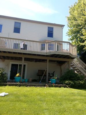 Deck Staining in Akron, OH (3)